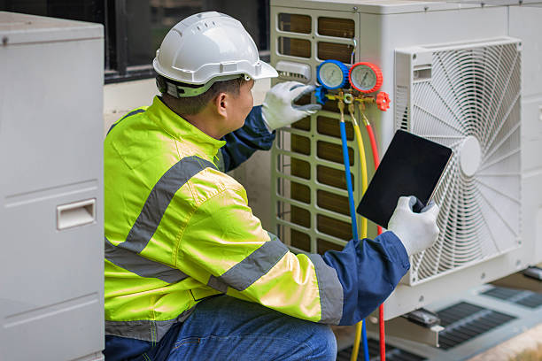 Professional Air Conditioning Repair technician working in Rockdale, IL